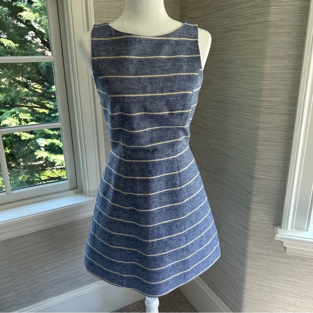 Alice + Olivia Dress Lindsey Stripe Linen Blue +
White
